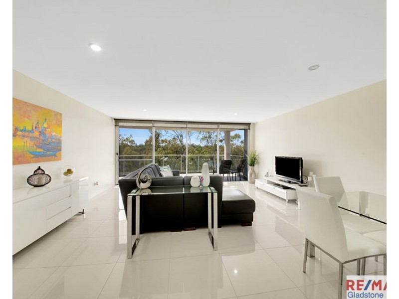 8/2 The Promenade, Boyne Island QLD 4680