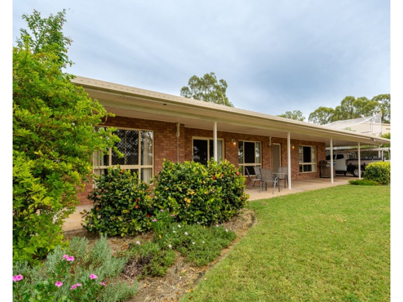 25 BALFOUR STREET, Mount Larcom QLD 4695