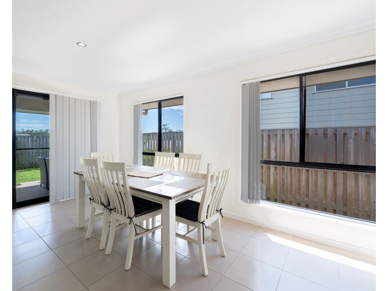 31 Koolivoo Parade, Boyne Island QLD 4680