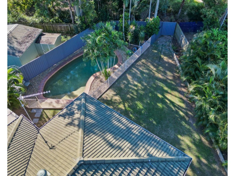 8 Hayman Court, Clinton QLD 4680