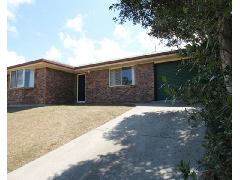 4 Kerry Court, New Auckland QLD 4680