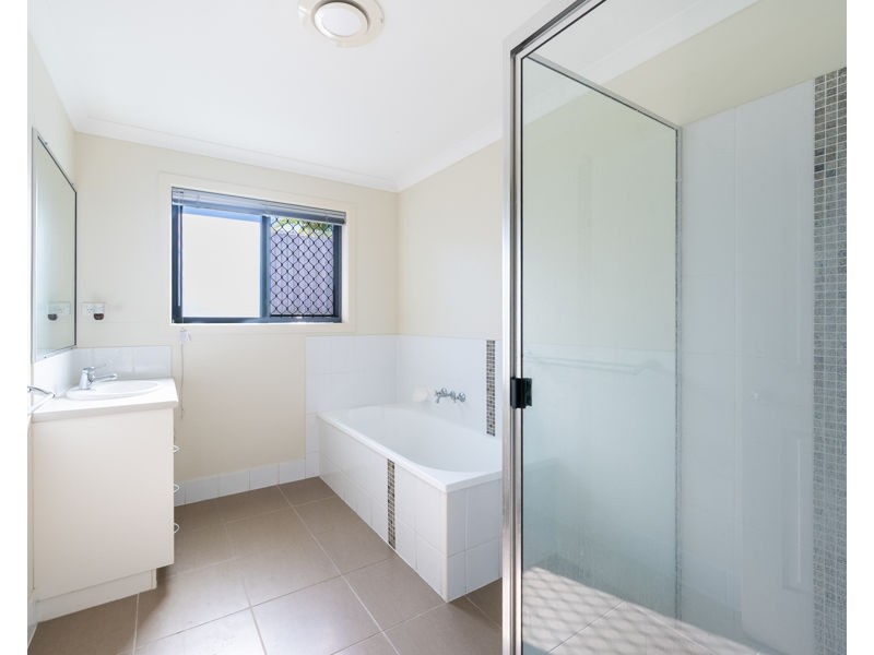 2 Centaurus Close, Telina QLD 4680