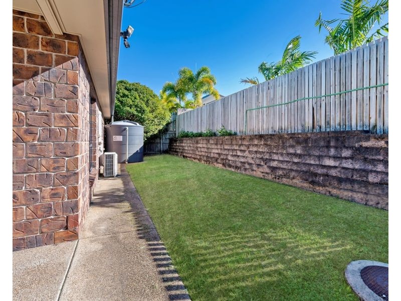 2 Centaurus Close, Telina QLD 4680