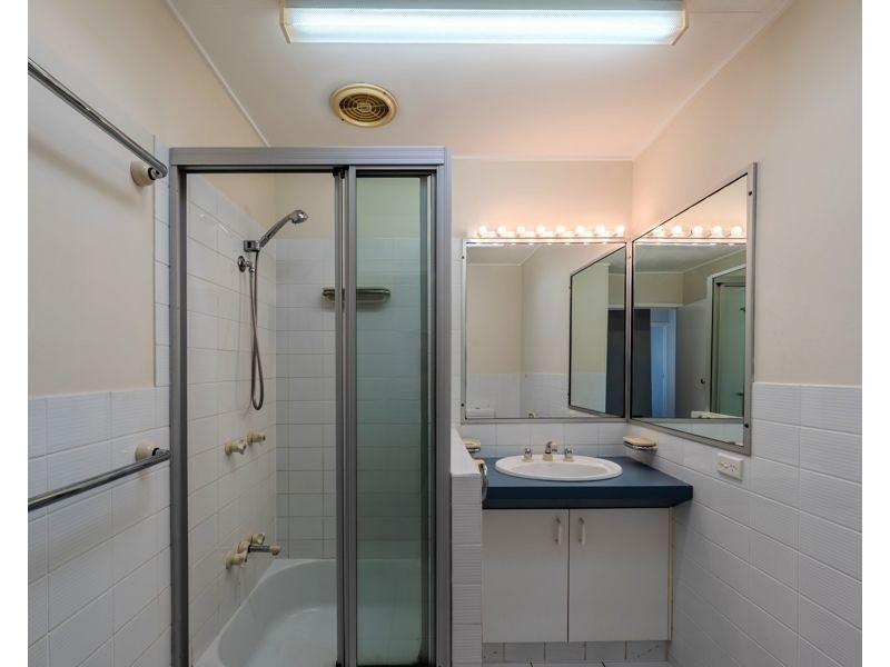 73 Allunga Drive, Glen Eden QLD 4680