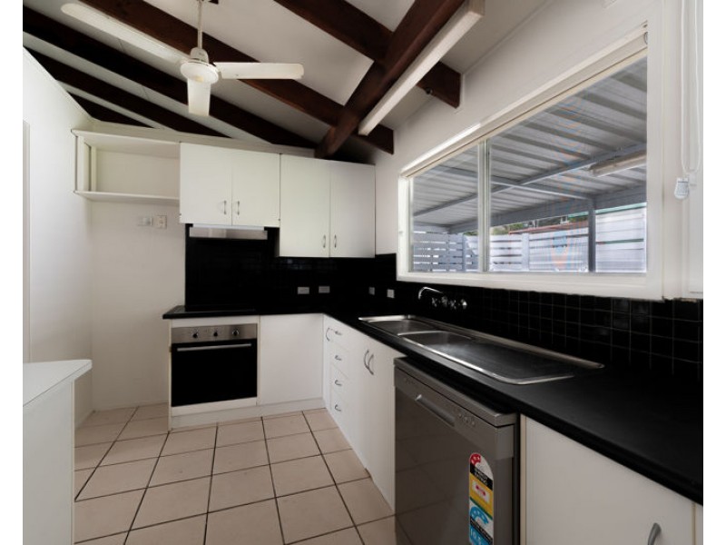 2 Oxley Drive, Gladstone QLD 4680