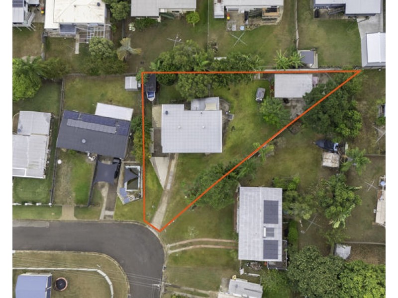 24 Douglas Avenue, Sun Valley QLD 4680
