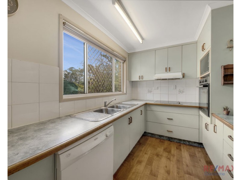 69 Shaw Street, New Auckland QLD 4680