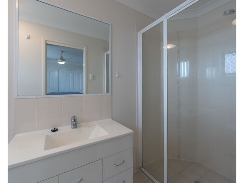 15 Stasia Lane, South Gladstone QLD 4680