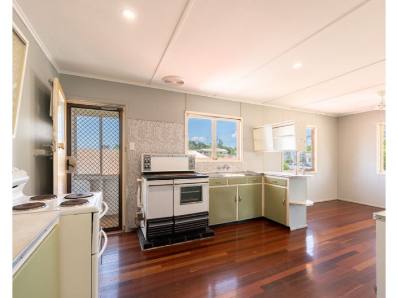 64 Toolooa Street, South Gladstone QLD 4680