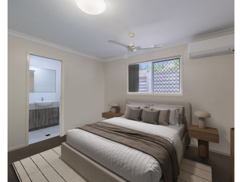 2/41 Bauhinia Street, Boyne Island QLD 4680