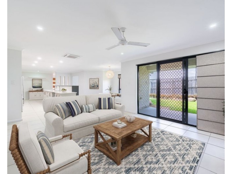 4 Woodland Court, Kirkwood QLD 4680