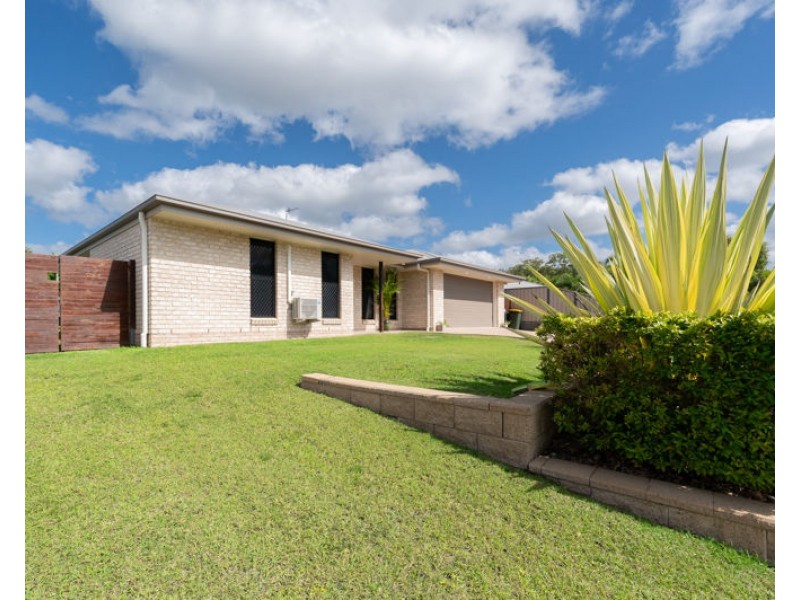 4 Woodland Court, Kirkwood QLD 4680