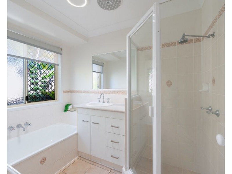 6 Kerfoot Close, Tannum Sands QLD 4680