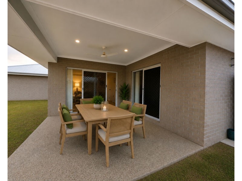 26 Clover Crescent, Boyne Island QLD 4680