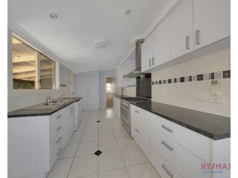 23 Cook Street, West Gladstone QLD 4680