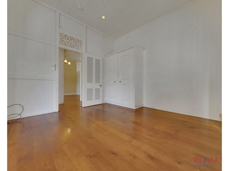 23 Cook Street, West Gladstone QLD 4680