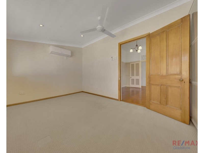 23 Cook Street, West Gladstone QLD 4680