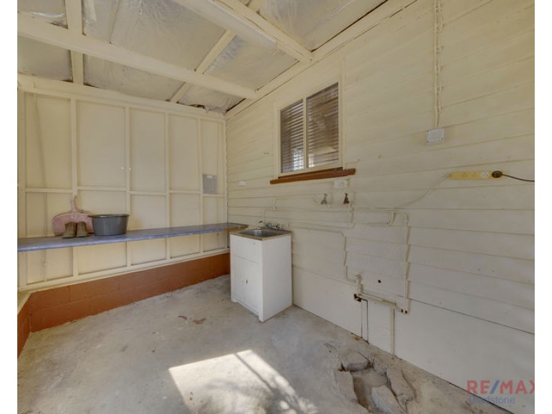 23 Cook Street, West Gladstone QLD 4680