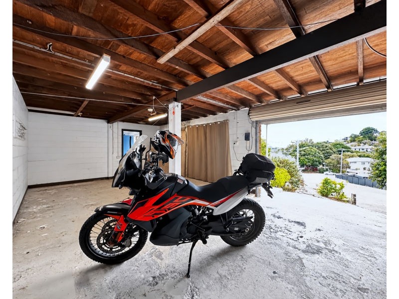 39 Charles Street, West Gladstone QLD 4680