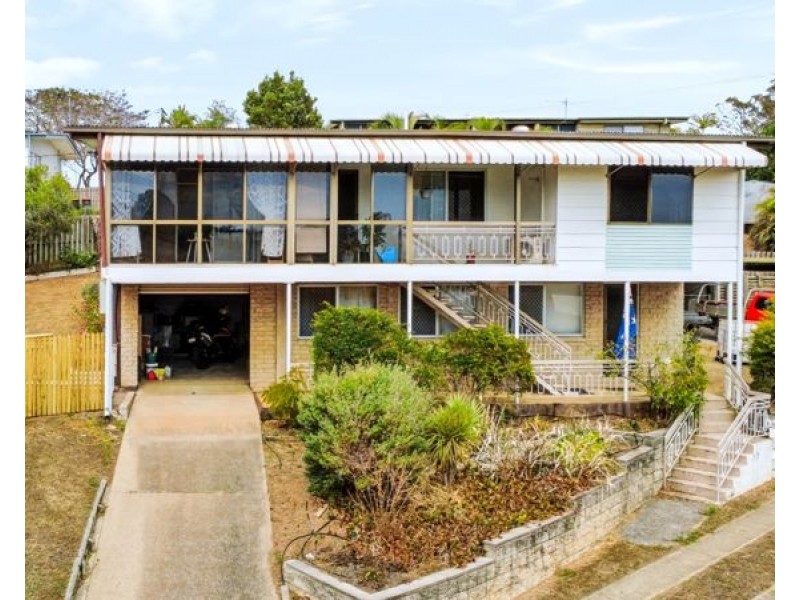 39 Charles Street, West Gladstone QLD 4680