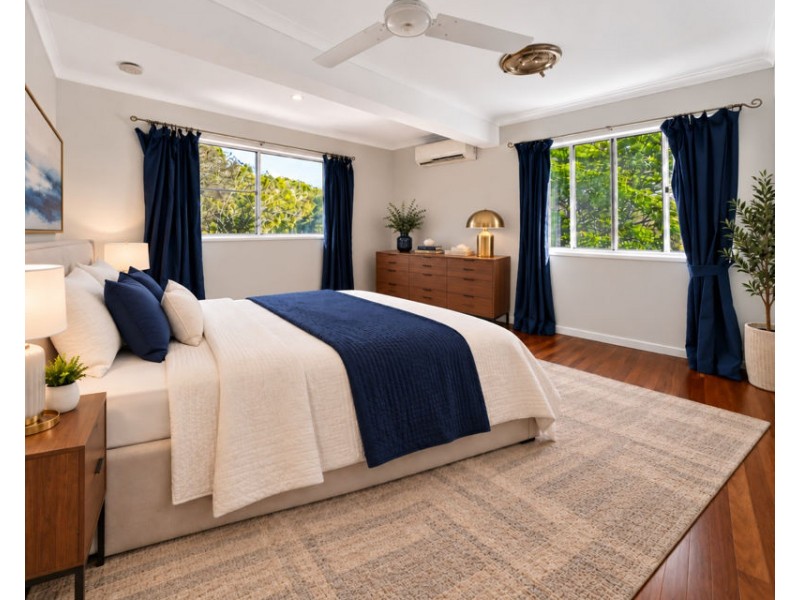 11 Hill Crescent, West Gladstone QLD 4680