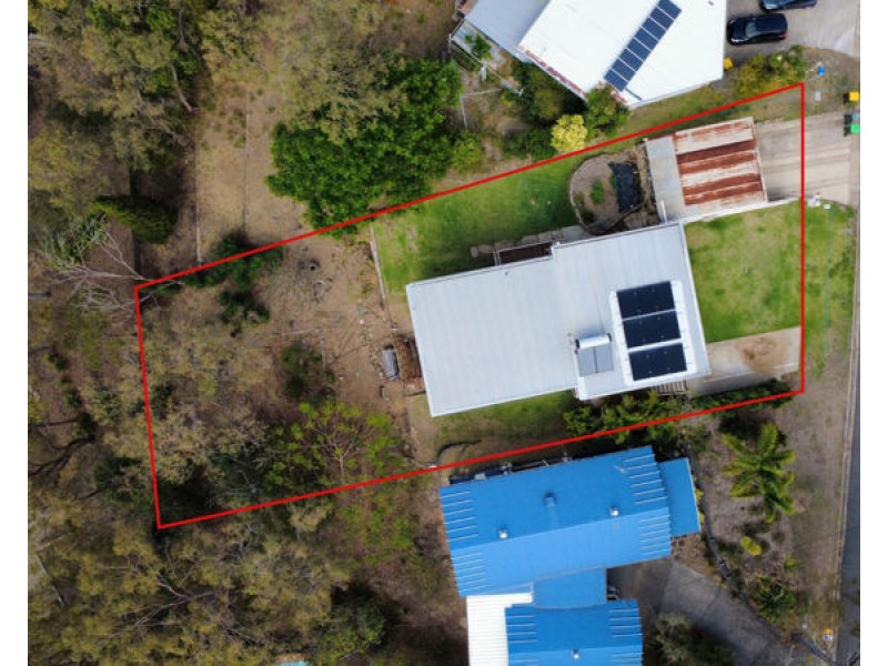 11 Hill Crescent, West Gladstone QLD 4680