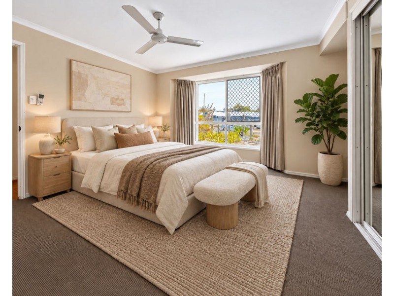284 J Hickey Avenue, Clinton QLD 4680