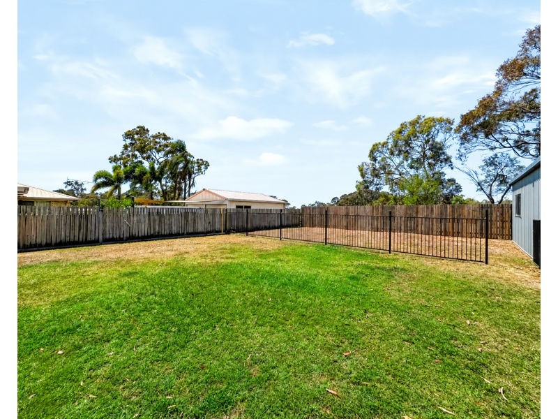284 J Hickey Avenue, Clinton QLD 4680