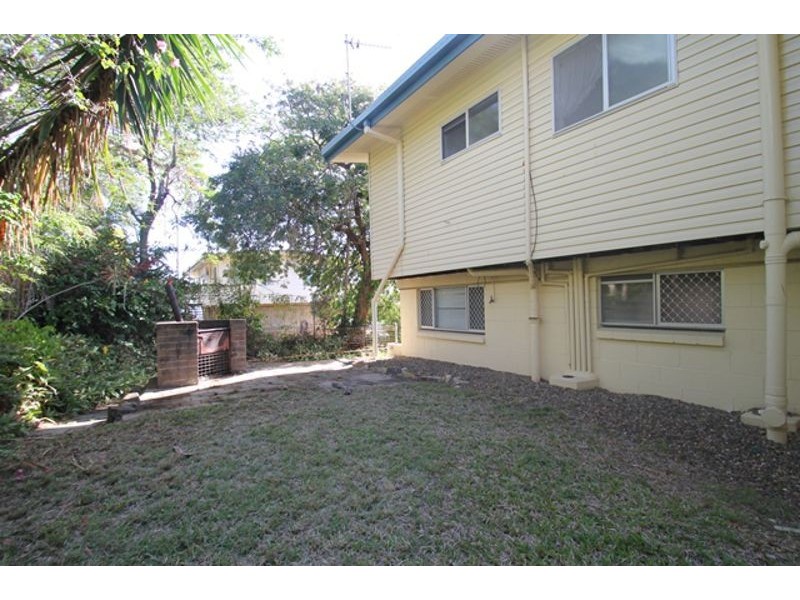 10 TUDMAN STREET, West Gladstone QLD 4680