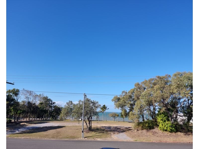 2/23 Barney Street, Barney Point QLD 4680