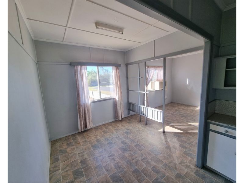 2/23 Barney Street, Barney Point QLD 4680