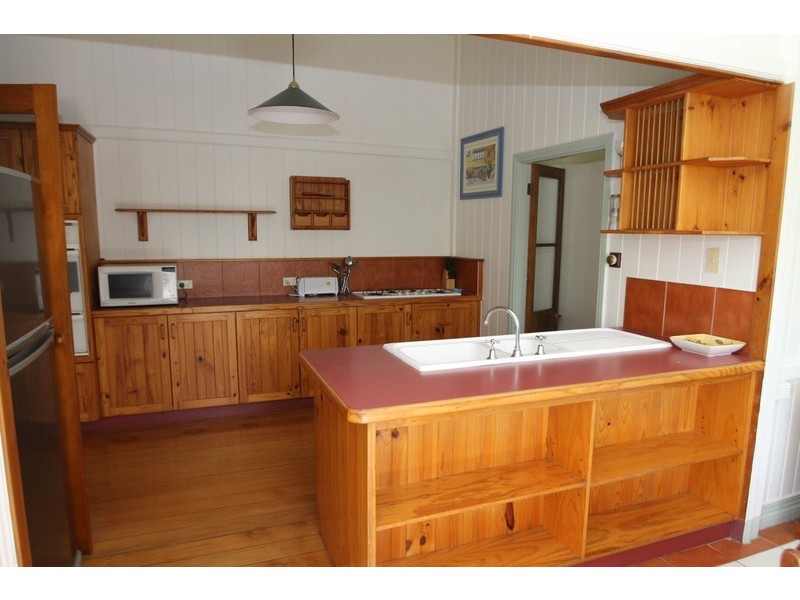 10 HERBERT STREET, Gladstone QLD 4680