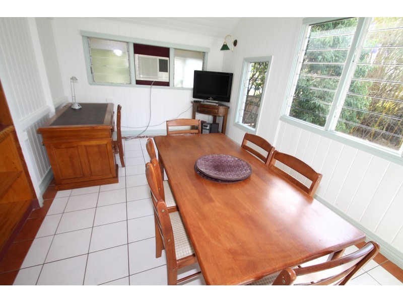 10 HERBERT STREET, Gladstone QLD 4680