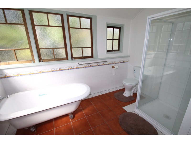 10 HERBERT STREET, Gladstone QLD 4680