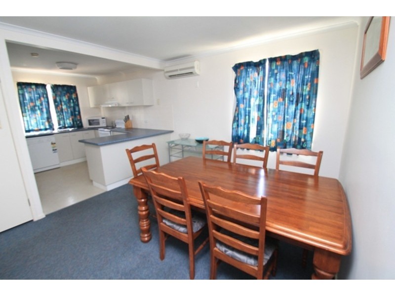 2/3 Central Lane, Gladstone QLD 4680
