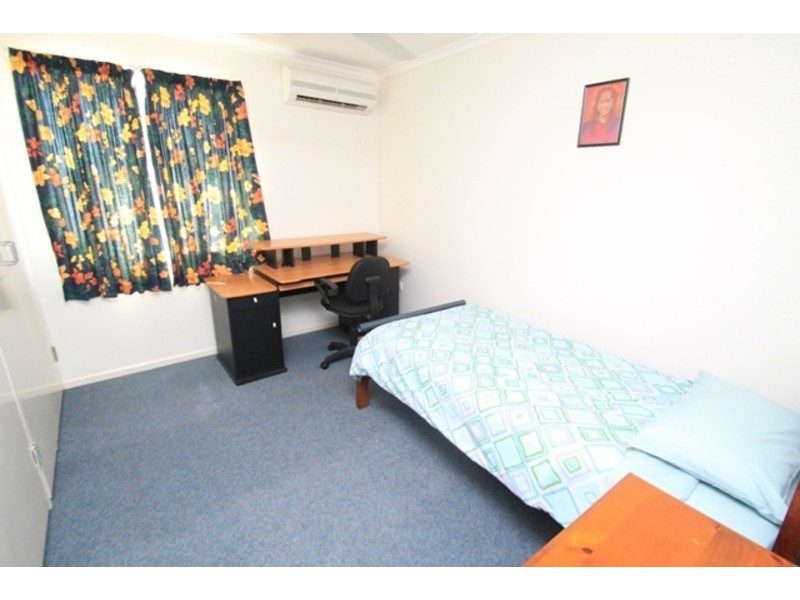 2/3 Central Lane, Gladstone QLD 4680