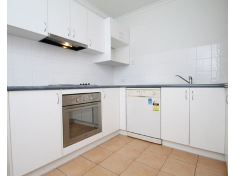 2/50 Marten Street, South Gladstone QLD 4680