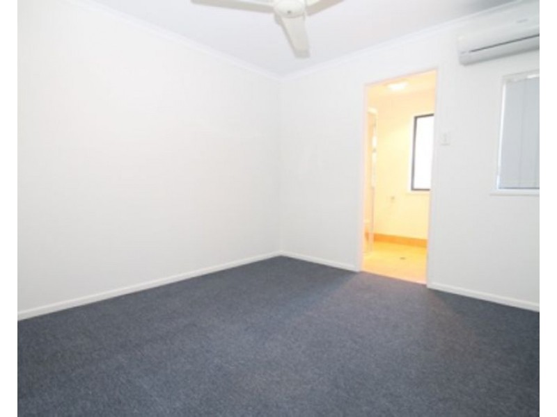 2/50 Marten Street, South Gladstone QLD 4680