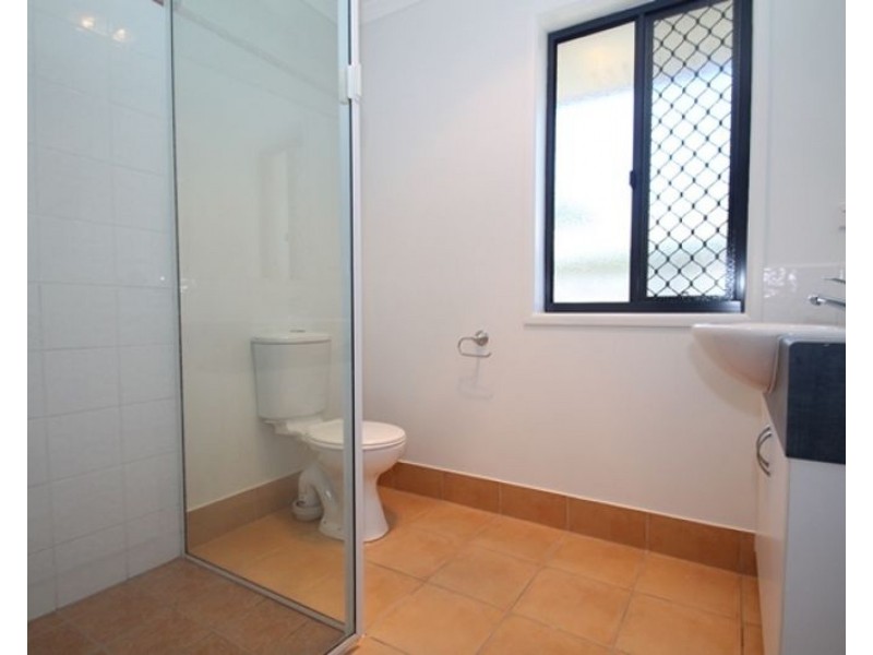 2/50 Marten Street, South Gladstone QLD 4680