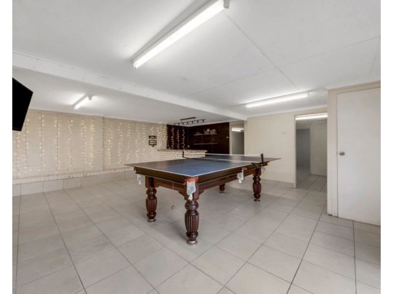 30 Hansen Crescent, Clinton QLD 4680