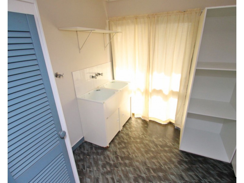 3 Aquarius Street, Clinton QLD 4680