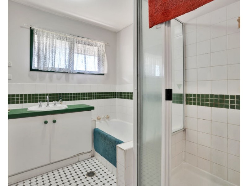 3 Aquarius Street, Clinton QLD 4680