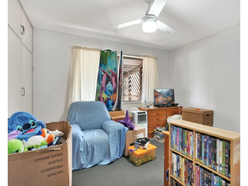 3 Aquarius Street, Clinton QLD 4680
