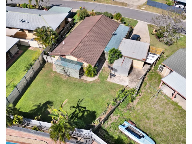 3 Aquarius Street, Clinton QLD 4680