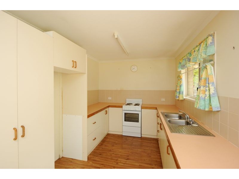 13 Sharyn Drive, New Auckland QLD 4680