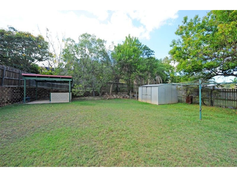 13 Sharyn Drive, New Auckland QLD 4680