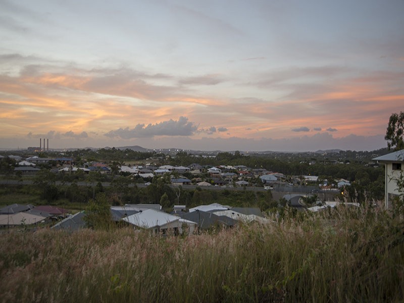 20 Eucalyptus Place, Kirkwood QLD 4680