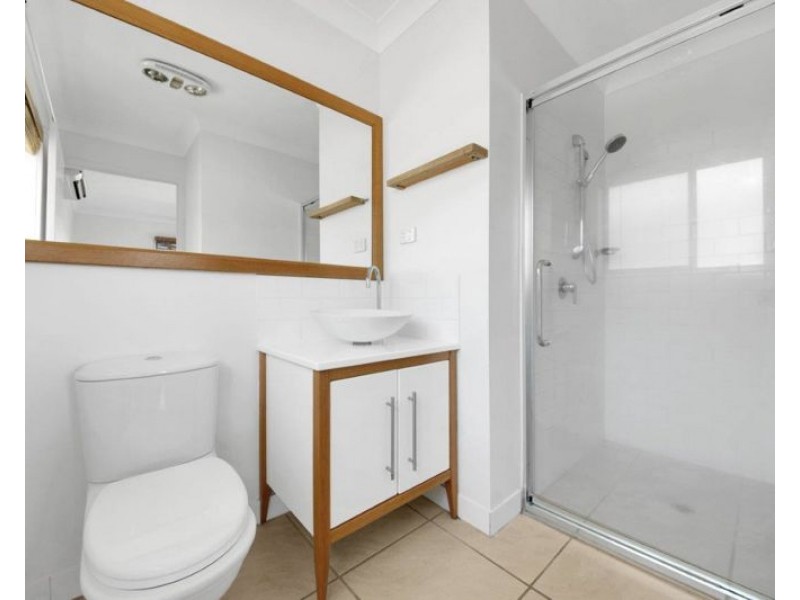 23 Gretel Drive, Clinton QLD 4680