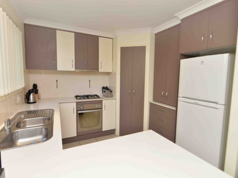 2/57 Barney Street, Barney Point QLD 4680