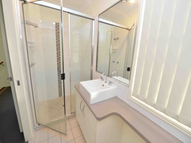 2/57 Barney Street, Barney Point QLD 4680